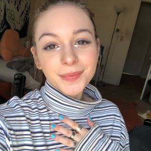 Meet your Posher, Cloë